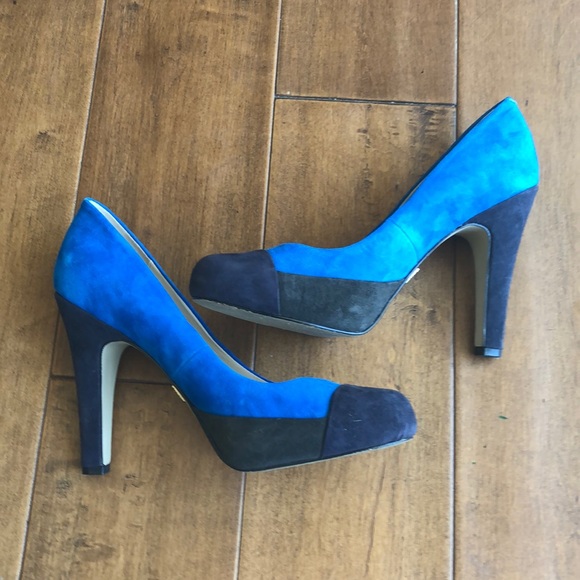Anne Klein “Latham” Suede Colorblock Heels, RARE - Picture 3 of 6